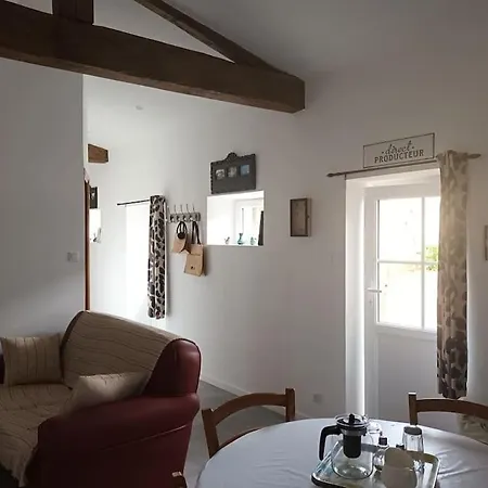 Chez Mamisa Saint-Mande-sur-Bredoire